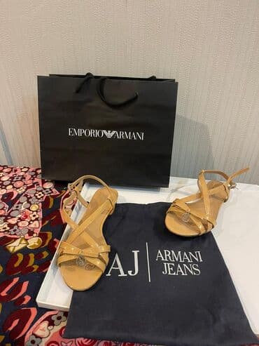 basanoşkalar 2023: Ölçü: 36, rəng - Bej, Yeni — 2