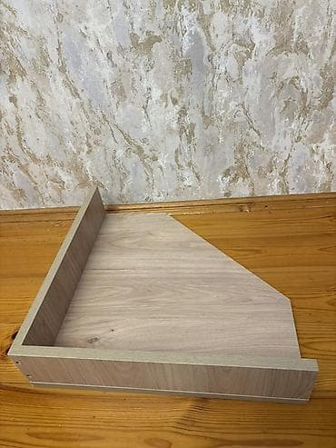 ber ber: Künc üçün L formalı taxta rəf bölməsi - Material: laminat örtüklü — 1