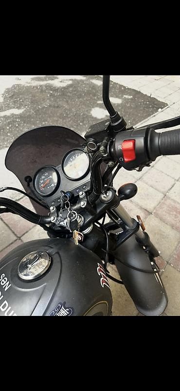 Müxtelif rengleriylə yanır 110cc Angel markalı model hrç bir problemi — 2