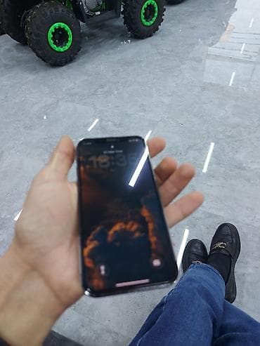 xiomi 14t pro: IPhone 12 Pro, Graphite — 1