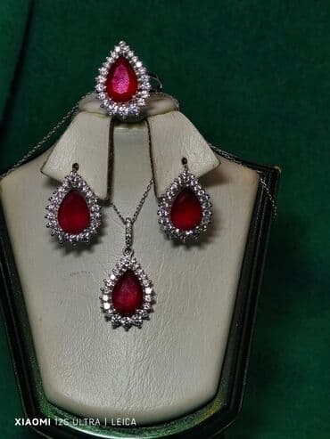 Dəstə daxildir: Üzük, Sırğa, Sep, Gümüş, 925 Əyar