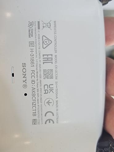 PS5 (Sony PlayStation 5): PlayStation 5 slim. usd usde 4 fefe isdifade olunub qutusuna kimi var — 4