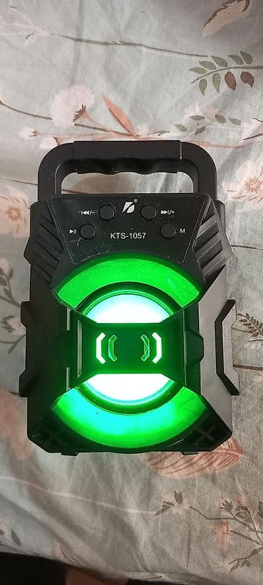 kalonka basovka: KTS-1057 portativ Bluetooth akustik kolon - Kompakt, yüngül korpus və — 2