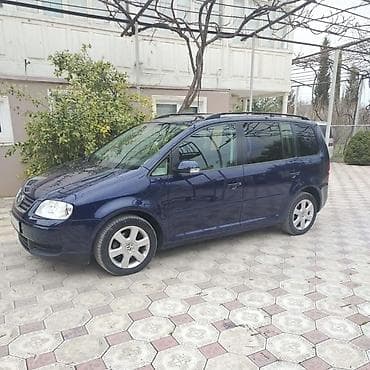 w 202 kapot: Volkswagen Touran, tünd mavi rəng, 5 qapılı kompakt miniven. - Geniş — 6
