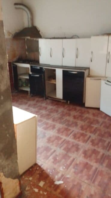 bine atciliq ev satilir: Бина 4 комнаты, 180 м², Нет кредита, Средний ремонт — 8