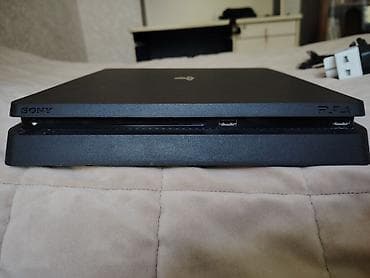 pult ps4: PS4 Slim 500GB + 12 Oyun PS5 almaq üçün satılır. Satılır, tam işlək — 6