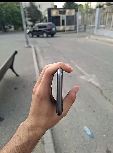 iphone 11 duas: IPhone 11, 64 GB, Qara, Face ID — 7