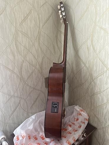 classi: Klassik gitara, Yamaha, İşlənmiş — 3