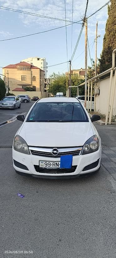 audi a6 2000: Opel Astra Caravan (Universal) – ağ rəngdə, ECOTEC mühərrikli — 7