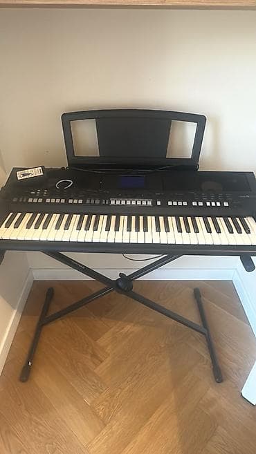 sintizator satilir: Yaxşı vəziyyətdə, tam işlək Yamaha PSR-S650 satılır. Səs keyfiyyəti — 1