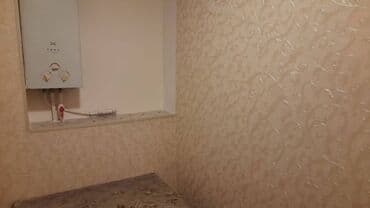 bakıxanovda ev: Bakixanov qəsəbəsində 9 mertebeli binanın 1-ci mərtəbəsində yerləşən — 8