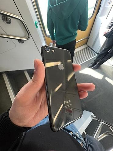 kredit telefonlar ayfon: IPhone 8, 64 GB, Qara, Barmaq izi — 1