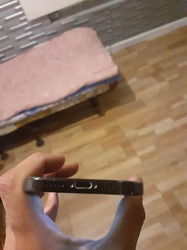 IPhone 16 Pro, 128 GB, Qara, Face ID lalafo.az -da IPhone 16 Pro, 128 GB, Qara, Face ID