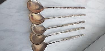 tebii gul: (sapın üst tərəfində möhür/işarələr görünür) - Üslub: əl işi effektli — 1