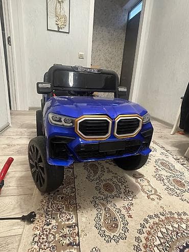 elekt: Uşaq üçün elektrikli minik avtomobili – mavi rəng Xüsusiyyətlər: - — 3
