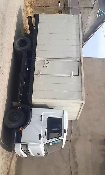 qaz 54 dizel: İveco satılır ili 2004,mator 3,9.hündürluk 1,95 sm,uzunluü 4,20 — 2