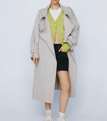 женские зимние плащи: Plaş. 
Yenidir
razmer M — 1