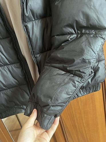 Şortlar: Kişi Kurtkasi 120 manata alinib,30 manata satilir. S-M razmere gedir — 3