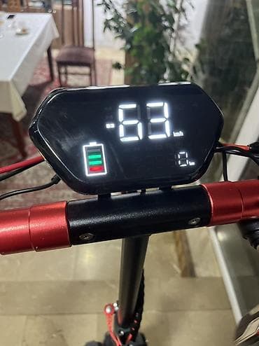 Kukirin M4 PRO Elektrikli skuter – güclü işıqlı, böyük displeyli