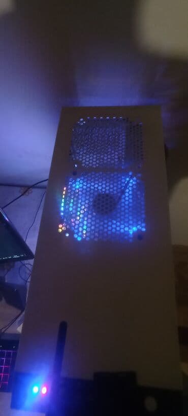 ноутбук: RGB işıqlandırmalı monitor, klaviatura, siçan və sistem bloku daxil — 3