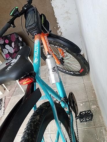 Velostrim dağ velosipedi - Çərçivə: yüngül alaşımlı, turkuaz-narıncı — 4