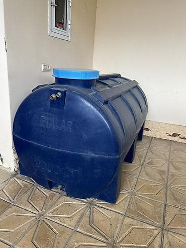 gence qapi: Bak, Plastik, 2000 l l — 2