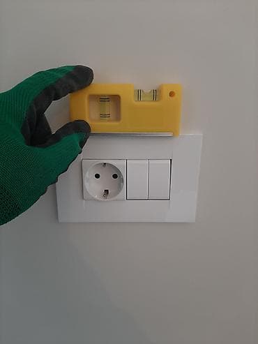 Fiqurlar: Elektrik ustası – ev və obyektlərdə elektrik işləri Peşəkar elektrik — 4