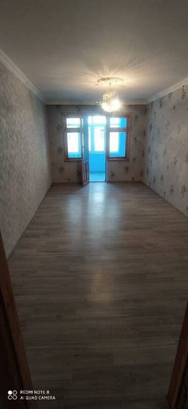 sumqayit 4 otaqli menziller: Sumqayıt, 2 otaqlı, Köhnə tikili, 50 kv. m — 3