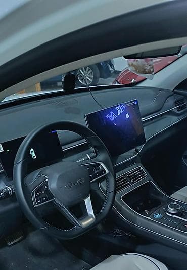 range rover oluxana: BYD Destroyer 05: 1.5 l | 2026 il 8000 km Sedan — 2