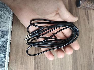 planşetlər və qiymətləri: 3.5 mm AUX audio kabeli - Ucluq: 3.5 mm stereo (TRS) – hər iki tərəf — 4