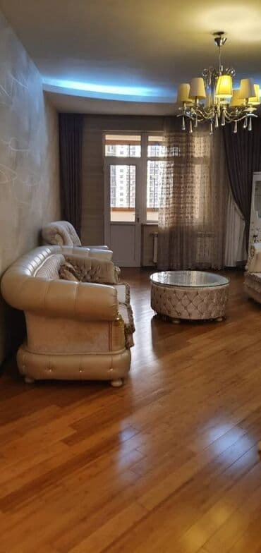 8 mikrorayon: Nərimanov metrosunun yaxınlığında şuşa icra hakimiyyətinə yaxin — 17