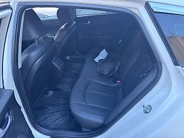 ferrari satilir: Kia K5: 2 l | 2018 il Sedan — 4