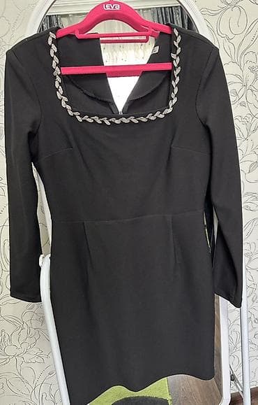 yun koftalar: Qadın geyimi – klassik qara don - Rəng: qara - Dizayn: düz, bel — 2