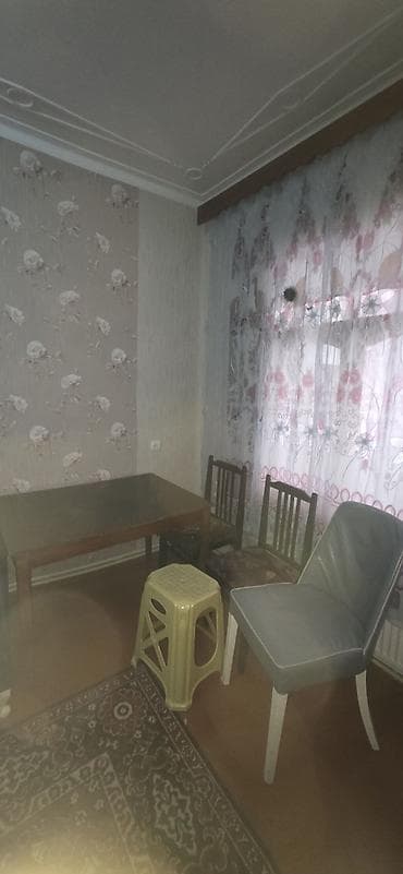 stol stul embawood stullar: Qonaq otağı üçün, İşlənmiş, Açılmayan, Dördbucaq masa, 4 stul — 1