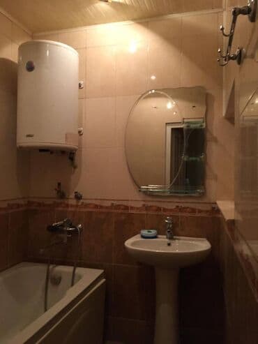 9 mkr 3 otaqli evler: Nizami rayonu Xalqlar Dostluğu metrosunun yaxınlığında yaşayış sahəsi — 13