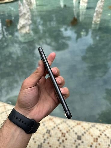 iphone adaptr: IPhone 11, Qara, Simsiz şarj — 5