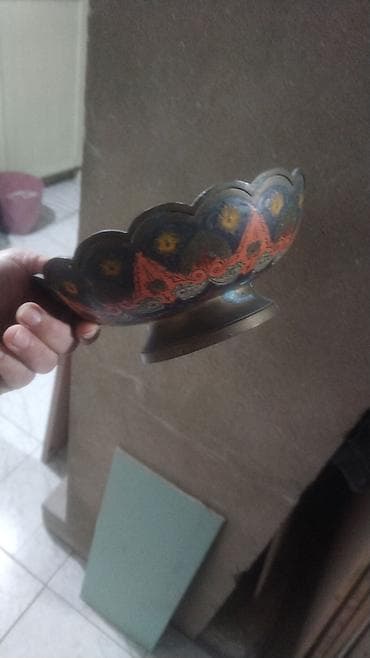 gul qabi: - 3 şamlıqlı şamdan: Misin/bronz tonlarında, klassik barok/rokoko — 3