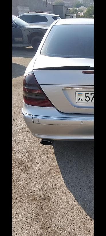 masin sat: Mercedes-Benz W211 arxa hissə üçün aksesuarlar: arxa stoplar satilir — 3