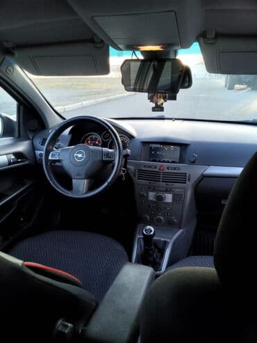 ucuz tofaş: Opel Astra H Caravan (universal), boz rəng. - Kuzov: 5 qapılı — 7