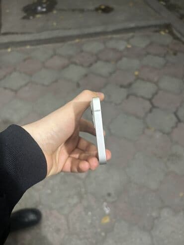 iphone 13 mini qiymet: IPhone 13, 128 GB, Ağ — 6