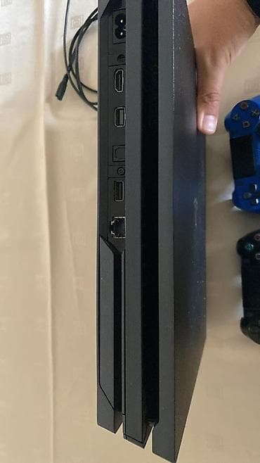 ps4 pro 250: PlayStation 4 Pro oyun konsolu paketi - Model: PS4 Pro (CUH seriyası — 1