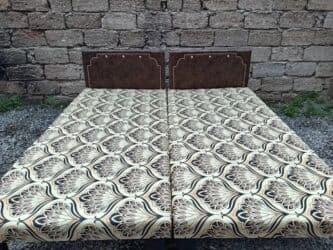 Şlanqlar: Təzə çarpayılar. 1 nəfərlik çarpayılar 60manat. 2 nəfərlik taxt — 10