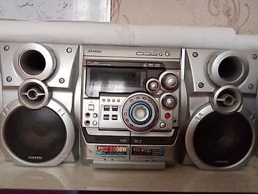 ref iphone satisi: Samsung mini Hi-Fi musiqi mərkəzi Xüsusiyyətlər: - İki güclü akustik — 2