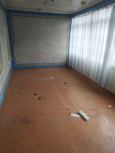 Гаражи: 2 комнаты, 11 м², Средний ремонт — 5