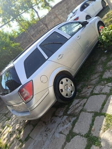 Opel Astra: 1.3 l | 2009 il 399000 km Universal