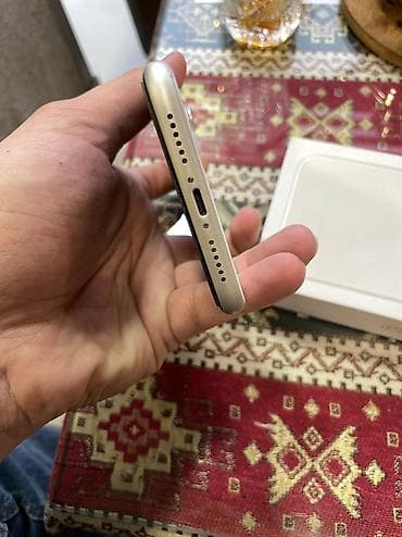 i̇phone 4: IPhone 11, 128 GB, Ağ, Face ID — 5