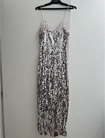 Zara Sequins Midi Don – nazik askılı - Model: Midi uzunluq, bədənə — 2