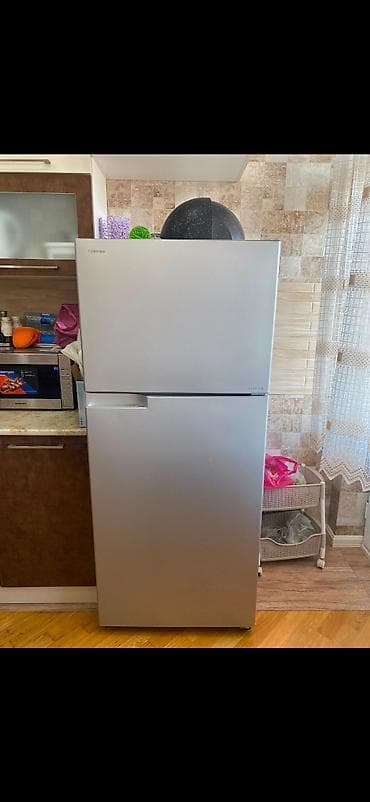 Toshiba soyuducu 350₼,İşlək vəziyyətdədir. ünvan həzi