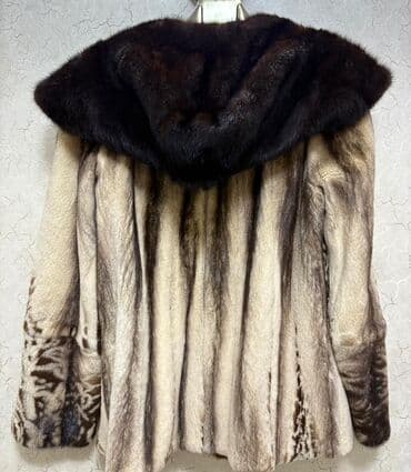 женские шубы из чернобурки: Femina markalı qadın kürkü - Material: təbii xəz (şaquli tünd-işıq — 5