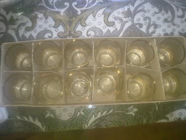 zərlər: Armudu stəkanlar — 2